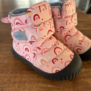 Jan & Jul toddler boots size 9